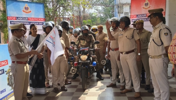 ସୁରକ୍ଷିତ ପ୍ରବାସ  ବିଷୟରେ ଜନସଚେତନତା ବୃଦ୍ଧି ପାଇଁ ବାଇକ ରେଲୀ