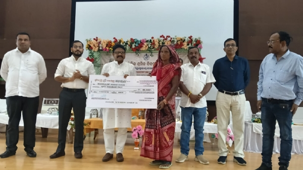 ବଲାଙ୍ଗିର ରେ ଜିଲ୍ଲାସ୍ତରୀୟ ଆନ୍ତର୍ଜାତିକ ଶ୍ରମିକ ଦିବସ ପାଳନ