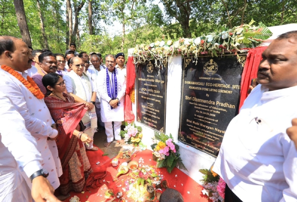 ନାକଟିଦେଉଳ, ରେଢ଼ାଖୋଲ ଏବଂ ଯୁଯୁମୁରାର ସର୍ବାଙ୍ଗୀନ ଉନ୍ନତି ପାଇଁ ବହୁ  ପ୍ରକଳ୍ପ ଭୁମୀପୂଜନ ଓ ଉଦଘାଟନ ।