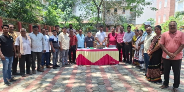 ଉଚ୍ଚ ଶିକ୍ଷା ପାଇଁ ଛାତ୍ରୀଙ୍କୁ ବୁର୍ଲା ଏକତା ମଞ୍ଚ ପକ୍ଷରୁ ଆର୍ଥିକ ସହାୟତା