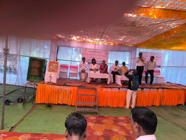 Prabasi shramik sachetanata
