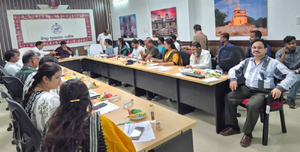 ଜଳପରିମଳ ମିଶନର ସମୀକ୍ଷା  ବୈଠକ, ହର ଘର ଜଲ ଯୋଜନାକୁ କାର୍ଯ୍ୟକାରୀ କରାଯିବ - ଜିଲାପାଳ