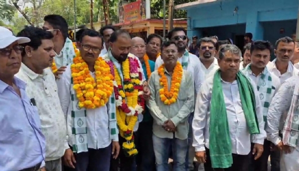 ମାଲକାନଗିରିରେ ବିଜେଡିର ଶକ୍ତି ପ୍ରଦର୍ଶନ ନୂତନ ରାଜ୍ୟ ସମ୍ପାଦକ ଦୁର୍ଗା ପ୍ରସାଦ ତ୍ରିପାଠୀଙ୍କୁ ଭବ୍ୟ ମାଲକାନଗିରିରେ ବିଜେଡିର ଶକ୍ତି ପ୍ରଦର୍ଶନ ନୂତନ ରାଜ୍ୟ ସମ୍ପାଦକ ଦୁର୍ଗା ପ୍ରସାଦ ତ୍ରିପାଠୀଙ୍କୁ ଭବ୍ୟ