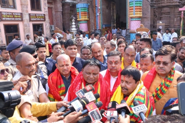 ଶ୍ରୀମନ୍ଦିରରେ ଶ୍ରୀଜୀଉଙ୍କ ଦର୍ଶନ କଲେ ବିଜେପି ରାଷ୍ଟ୍ରୀୟ ଅଧ୍ୟକ୍ଷ ନିତିନ ନବୀନ ଶ୍ରୀମନ୍ଦିରରେ ଶ୍ରୀଜୀଉଙ୍କ ଦର୍ଶନ କଲେ ବିଜେପି ରାଷ୍ଟ୍ରୀୟ ଅଧ୍ୟକ୍ଷ ନିତିନ ନବୀନ