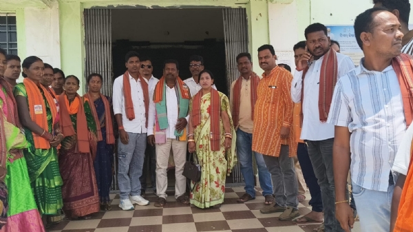 ନିର୍ଦ୍ୱନ୍ଦ୍ୱରେ ଆତ୍ମା ଅଧକ୍ଷ ହେଲେ ପବିତ୍ର କାନ୍ଦିଲିଆ ନିର୍ଦ୍ୱନ୍ଦ୍ୱରେ ଆତ୍ମା ଅଧକ୍ଷ ହେଲେ ପବିତ୍ର କାନ୍ଦିଲିଆ