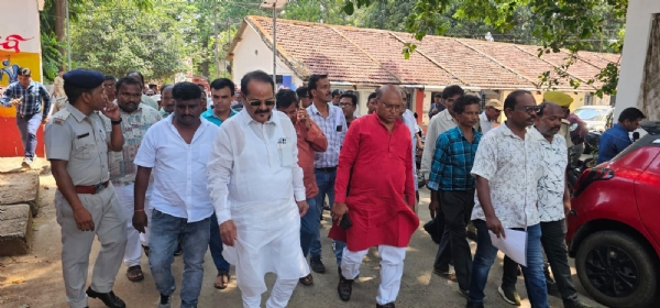 ପେପର ମିଲ ପୁନରୁଦ୍ଧାର ପ୍ରସଙ୍ଗ ଜିଲାପାଳ ଙ୍କ କାଯ୍ୟାଳୟରେ ଧାରଣା ବିକ୍ଷୋଭ ସହ ଦାବି ପତ୍ର ପ୍ରଦାନ ପେପର ମିଲ ପୁନରୁଦ୍ଧାର ପ୍ରସଙ୍ଗ ଜିଲାପାଳ ଙ୍କ କାଯ୍ୟାଳୟରେ ଧାରଣା ବିକ୍ଷୋଭ ସହ ଦାବି ପତ୍ର ପ୍ରଦାନ