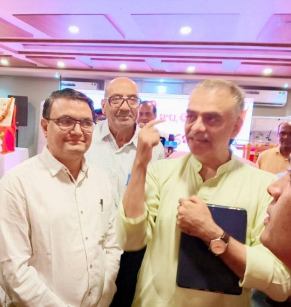 ପଞ୍ଚ ପରିବର୍ତ୍ତନ ମାଧ୍ୟମରେ ଭାରତ ବିଶ୍ୱ ଗୁରୁ ହୋଇପାରିବ : ପ୍ରମୁଖ ଜନ ସଂଗୋଷ୍ଠୀ କାର୍ଯ୍ୟକ୍ରମରେ ଭାରତ ଭୂଷଣଙ୍କ ମନ୍ତବ୍ୟ