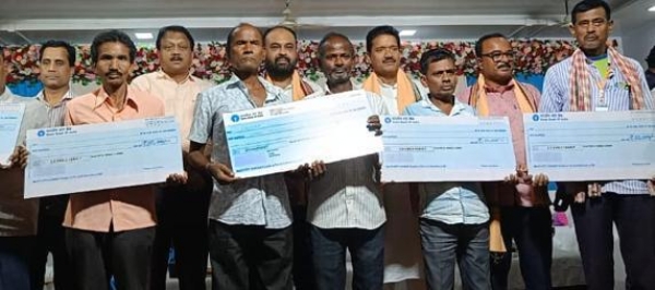 bhadrak jilla prasasan sramika dibasa