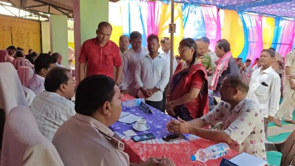 ଡୁଙ୍ଗରିପାଲି ବ୍ଲକରେ ଯୁଗ୍ମ ଅଭିଯୋଗ ଶୁଣାଣି ଶିବିର ଅନୁଷ୍ଠିତ : ୬୯ଟି ଦରଖାସ୍ତ ଗ୍ରହଣ l