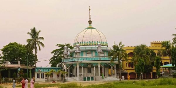 ଧାମନଗର ପ୍ରସିଦ୍ଧ ପିରବାବା ଆସ୍ତାନ ସ୍ଥଳ ବିବାଦର ଅନ୍ତ,ଥାନାରେ ବସିଲା ଶାନ୍ତି କମିଟି, ହେଲା ସମାଧାନ