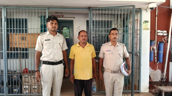 ଟଙ୍କା କାରବାରକୁ ନେଇ ସଂଘବଦ୍ଧ ଆକ୍ରମଣ : ଜଣେ ମହିଳା ଗୁରୁତର : ୨ କୋର୍ଟ ଚାଲାଣ ଟଙ୍କା କାରବାରକୁ ନେଇ ସଂଘବଦ୍ଧ ଆକ୍ରମଣ : ଜଣେ ମହିଳା ଗୁରୁତର : ୨ କୋର୍ଟ ଚାଲାଣ