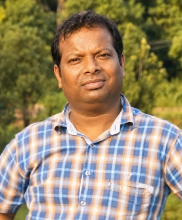 ସରକାରଙ୍କ ବଦଳି ନିୟମକୁ ଖୁଲମ୍ ଖୋଲା ଚ୍ୟାଲେଞ୍ଜ।  ୧୩ ବର୍ଷ ଧରି ବାଲିମେଳା ଓଏଚପିସିରେ କାର୍ଯ୍ୟରତ ଅଧିକାରୀଙ୍କ ବଦଳି ନ ହେବା