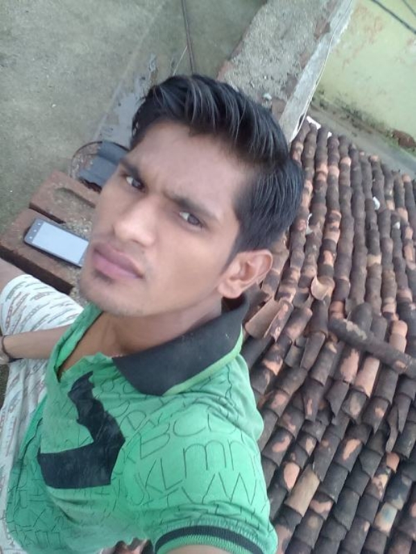 ବଡଭାଇ ନେଲା ସାନ ଭାଇର ଜୀବନ
