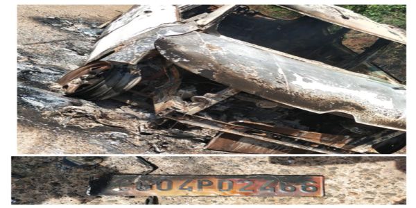 ରାସ୍ତା ମଝିରେ ଜଳନ୍ତା କାର୍; ଅଞ୍ଚଳବାସୀ ଆତଙ୍କିତ