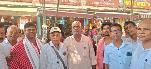 ନିଖିଳ ଉତ୍କଳ ବିଶ୍ଵକର୍ମା ସମିତି ପକ୍ଷରୁ ରଥ କାରିଗରଙ୍କୁ ସମ୍ମାନ
