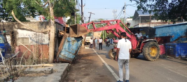 ସମ୍ବଲପୁର ମହାନଗର ନିଗମର ଏନଫୋର୍ସମେଣ୍ଟ ସ୍କ୍ୱାଡ୍ ଏବଂ ପରିମଳ ଟିମ୍ ପକ୍ଷରୁ ସଫେଇ କାର୍ଯ୍ୟକ୍ରମ ସମ୍ବଲପୁର ମହାନଗର ନିଗମର ଏନଫୋର୍ସମେଣ୍ଟ ସ୍କ୍ୱାଡ୍ ଏବଂ ପରିମଳ ଟିମ୍ ପକ୍ଷରୁ ସଫେଇ କାର୍ଯ୍ୟକ୍ରମ