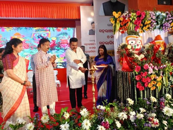 ଗୃହନିର୍ମାଣ ଓ ନଗର ଉନ୍ନୟନ ବିଭାଗ ପକ୍ଷରୁ ରାଜ୍ୟସ୍ତରୀୟ ସହରାଞ୍ଚଳ ଜନସମ୍ପର୍କ ଓ ନାଗରିକ ସହଭାଗିତା କାର୍ଯ୍ୟକ୍ରମର ଶୁଭାରମ୍ଭ