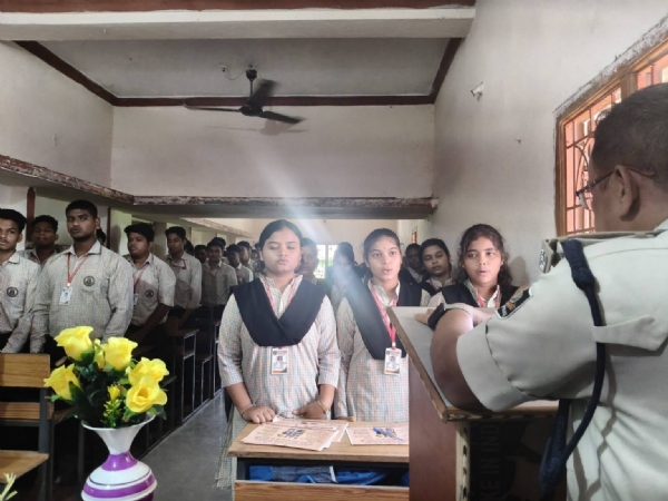 ବିଶ୍ୱବ୍ୟାପୀ ଆନ୍ତର୍ଜାତୀୟ ନିଶା ଦ୍ରବ୍ୟର ଅପବ୍ୟବହାର ଓ ଅବୈଧ ଚାଲାଣ ବିରୋଧରେ ସଚେତନତା କାର୍ଯ୍ୟକ୍ରମ ଅନୁଷ୍ଠିତ ବିଶ୍ୱବ୍ୟାପୀ ଆନ୍ତର୍ଜାତୀୟ ନିଶା ଦ୍ରବ୍ୟର ଅପବ୍ୟବହାର ଓ ଅବୈଧ ଚାଲାଣ ବିରୋଧରେ ସଚେତନତା କାର୍ଯ୍ୟକ୍ରମ ଅନୁଷ୍ଠିତ