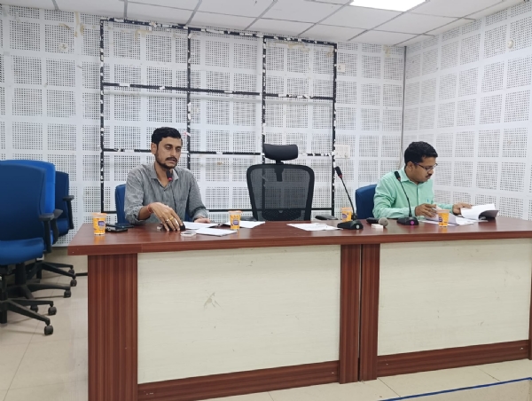 ବଲାଙ୍ଗୀରରେ ପବିତ୍ର ରଥଯାତ୍ରା ଓ ବାହୁଡ଼ାଯାତ୍ରା ସୁରୁଖୁରୁ ଏବଂ ଶୃଙ୍ଖଳିତ ପରିଚାଳନା ପାଇଁ ଦେବୋତ୍ତର ବିଭାଗ ପକ୍ଷରୁ ଜିଲ୍ଲାପାଳଙ୍କ ସମ୍ମିଳନୀ କକ୍ଷରେ ଏକ ପ୍ରସ୍ତୁତି ବୈଠକ ଅନୁଷ୍ଠିତ ବଲାଙ୍ଗୀରରେ ପବିତ୍ର ରଥଯାତ୍ରା ଓ ବାହୁଡ଼ାଯାତ୍ରା ସୁରୁଖୁରୁ ଏବଂ ଶୃଙ୍ଖଳିତ ପରିଚାଳନା ପାଇଁ ଦେବୋତ୍ତର ବିଭାଗ ପକ୍ଷରୁ ଜିଲ୍ଲାପାଳଙ୍କ ସମ୍ମିଳନୀ କକ୍ଷରେ ଏକ ପ୍ରସ୍ତୁତି ବୈଠକ ଅନୁଷ୍ଠିତ