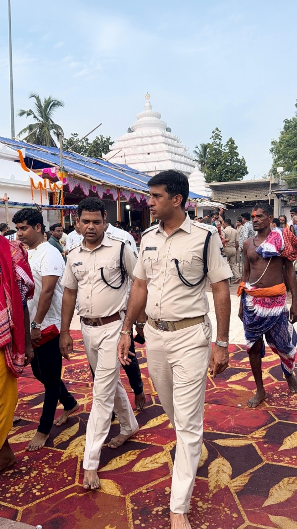 ଶ୍ରୀଆଲାରନାଥ ମନ୍ଦିର ସୁରକ୍ଷା ବ୍ୟବସ୍ଥା ର ତଦାରଖ କଲେ ଏସ ପି
