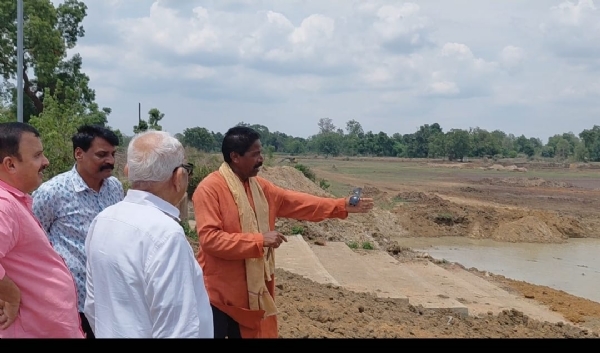 ଟେପରେନ ଧବଳେଶ୍ୱର କଁଟା ମାଟିକାମରେ ଦୁର୍ନିତି ନରସିଂହଙ୍କୁ ଅଭିଯୋଗ କଲେ ସ୍ଥାନୀୟ ବିଜେପି ନେତା ସ୍ୱଚ୍ଛତା ସହ କାମ ନ କଲେ ଗ୍ରାମବାସୀ କରିବେ ଆନ୍ଦୋଳନ