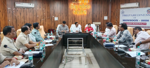 ଆଗାମୀ ବର୍ଷା ଋତୁ ପାଇଁ ବଲାଙ୍ଗୀର ପୌରପାଳିକାର ପ୍ରସ୍ତୁତି ବୈଠକ ଅନୁଷ୍ଠିତ