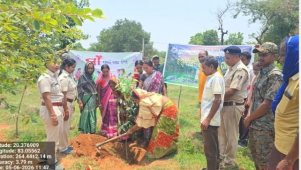 ତେନ୍ତୁଳିଖୁଣ୍ଟି ସଂରକ୍ଷିତ ଜଙ୍ଗଲ ପରିସରରେ ବିଶ୍ୱ ପରିବେଶ ଦିବସ ପାଳିତ । ତେନ୍ତୁଳିଖୁଣ୍ଟି ସଂରକ୍ଷିତ ଜଙ୍ଗଲ ପରିସରରେ ବିଶ୍ୱ ପରିବେଶ ଦିବସ ପାଳିତ ।