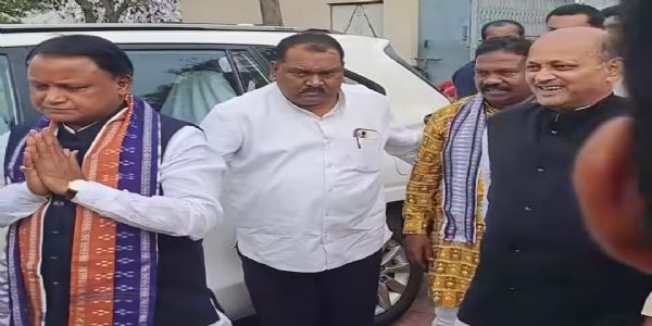 ‘ସମ୍ବଲପୁର କପ୍’ କବାଡି ଟୁର୍ନାମେଣ୍ଟର ଖେଳାଳୀଙ୍କୁ ଉତ୍ସାହିତ କଲେ ମୁଖ୍ୟମନ୍ତ୍ରୀ