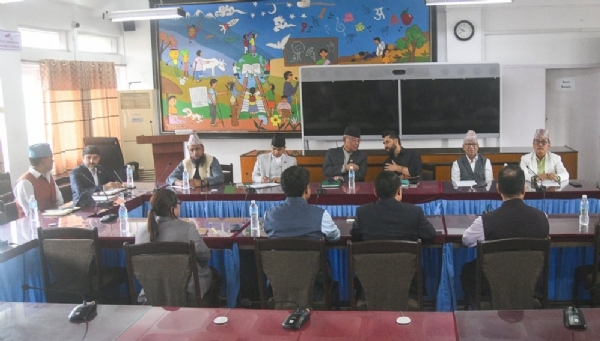 नेपाल में जारी सर्वदलीय बैठक