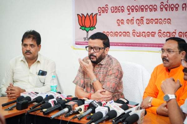 Suresh pujari