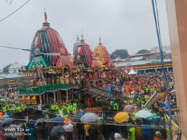ରଥାରୁଢ଼ ଚତୁର୍ଦ୍ଧାମୂର୍ତି-୨ ରଥାରୁଢ଼ ଚତୁର୍ଦ୍ଧାମୂର୍ତି-୨