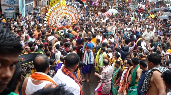 ସରିଲା ପହଣ୍ଡି, ରଥା ରୁଢ ହେଲେ ତିନି ଠାକୁର, ରଥ ଟଣା ହେବ ଆଜି ସରିଲା ପହଣ୍ଡି, ରଥା ରୁଢ ହେଲେ ତିନି ଠାକୁର, ରଥ ଟଣା ହେବ ଆଜି