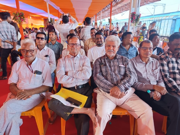 ଅମୃତ ଭାରତ ଷ୍ଟେସନ ଯୋଜନା ଅଧୀନରେ ଓଡ଼ିଶାର ସାତୋଟି ପୁନନିର୍ମିତ ରେଳ ଷ୍ଟେସନର ଶୁଭଉଦ୍ଘାଟନ କଲେ ପ୍ରଧାନମନ୍ତ୍ରୀ ଅମୃତ ଭାରତ ଷ୍ଟେସନ ଯୋଜନା ଅଧୀନରେ ଓଡ଼ିଶାର ସାତୋଟି ପୁନନିର୍ମିତ ରେଳ ଷ୍ଟେସନର ଶୁଭଉଦ୍ଘାଟନ କଲେ ପ୍ରଧାନମନ୍ତ୍ରୀ