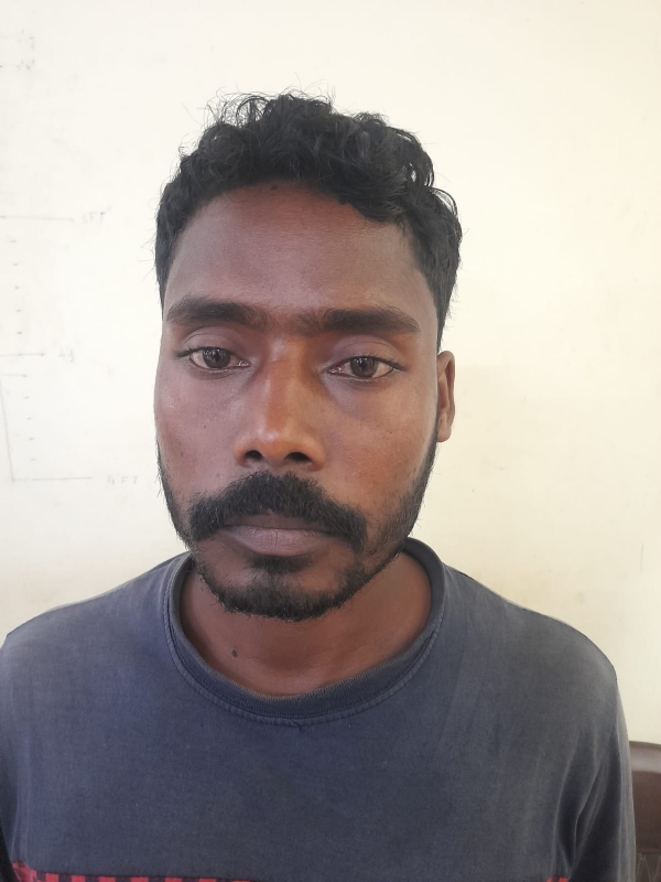 ପ୍ରେମିକାଙ୍କୁ ହତ୍ୟା କରି ମୃତଦେହ ଫିଙ୍ଗିଦେଲା ପ୍ରେମିକ, ୩ ଗିରଫ ପ୍ରେମିକାଙ୍କୁ ହତ୍ୟା କରି ମୃତଦେହ ଫିଙ୍ଗିଦେଲା ପ୍ରେମିକ, ୩ ଗିରଫ