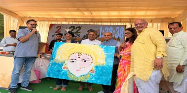 ସୁନୀଲ ବଂଶଲ ମନନ ଚତୁର୍ବେଦୀଙ୍କ ମାରାଥନ ପେଣ୍ଟିଂ ଶୋ 'କୁ କଲେ ପ୍ରଶଂସା