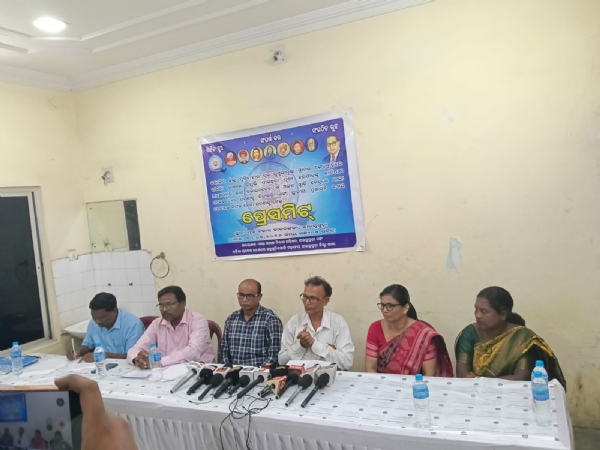 Press meet Press meet