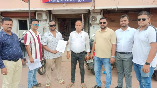 ଶ୍ରୀମନ୍ଦିର ଗର୍ଭଗୃହରେ ବନକଲାଗି ସମୟରେ ପ୍ରଶାସନିକ ଅଧିକାରୀଙ୍କ ପ୍ରବେଶ ବିରୋଧରେ ଅଭିଯୋଗ ଶ୍ରୀମନ୍ଦିର ଗର୍ଭଗୃହରେ ବନକଲାଗି ସମୟରେ ପ୍ରଶାସନିକ ଅଧିକାରୀଙ୍କ ପ୍ରବେଶ ବିରୋଧରେ ଅଭିଯୋଗ