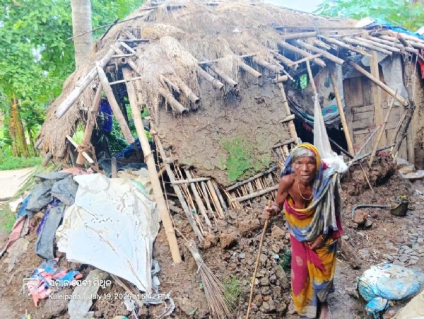 BIDHABA BRUDHA DEBAKI