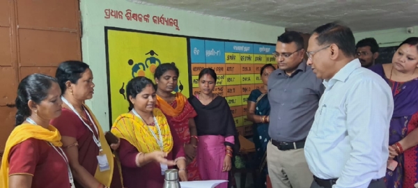ସ୍ୱତନ୍ତ୍ର ସଘନ ସଂଶୋଧନ କାର୍ଯ୍ୟର ଅଗ୍ରଗତି ନେଇ ରାଜନୈତିକ ଦଳର ପ୍ରତିନିଧିଙ୍କ ସହ ସମୀକ୍ଷା ବୈଠକ
