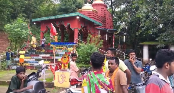 ବୋରିଗୁମ୍ମା ରେ ପୁଣି ମନ୍ଦିର ରୁ ଚୋରି
