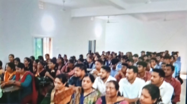 ବାମରାରେ ଇଗ୍ନୁ ପକ୍ଷରୁ କର୍ମଶାଳା, ବିଭିନ୍ନ ପାଠ୍ୟକ୍ରମ ଓ କ୍ୟାରିଅର ସୁଯୋଗ ସମ୍ପର୍କରେ ସଚେତନତା ବାମରାରେ ଇଗ୍ନୁ ପକ୍ଷରୁ କର୍ମଶାଳା, ବିଭିନ୍ନ ପାଠ୍ୟକ୍ରମ ଓ କ୍ୟାରିଅର ସୁଯୋଗ ସମ୍ପର୍କରେ ସଚେତନତା