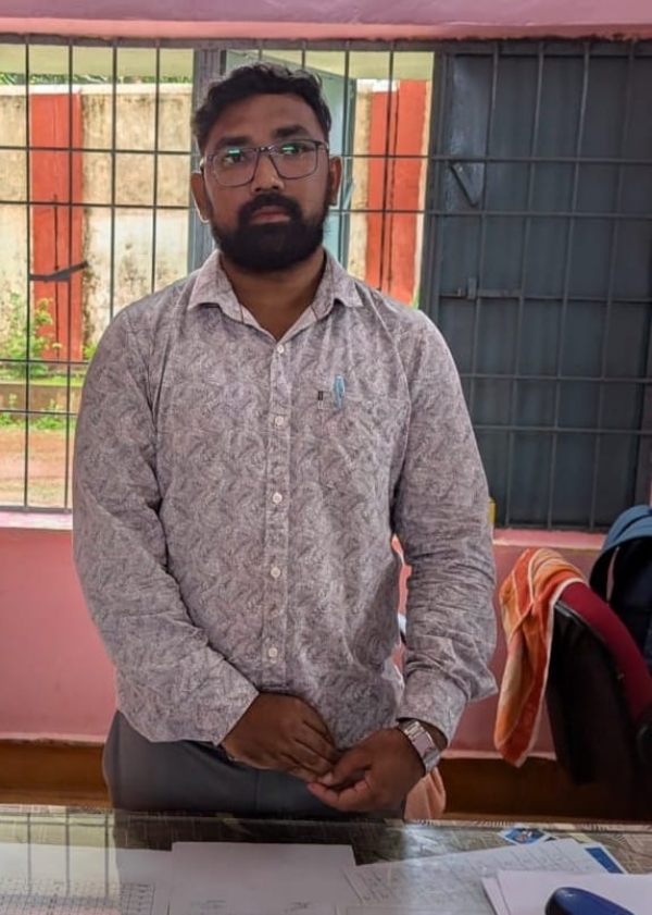 ୧୦ ହଜାର ଟଙ୍କା ଲାଞ୍ଚ ନେଉଥିବା ବେଳେ ଭିଜିଲାନ୍ସର ଚଢ଼ାଉ, ଓଡ଼ିଶା ଆଦର୍ଶ ବିଦ୍ୟାଳୟର ଅଧ୍ୟକ୍ଷ ଗିରଫ