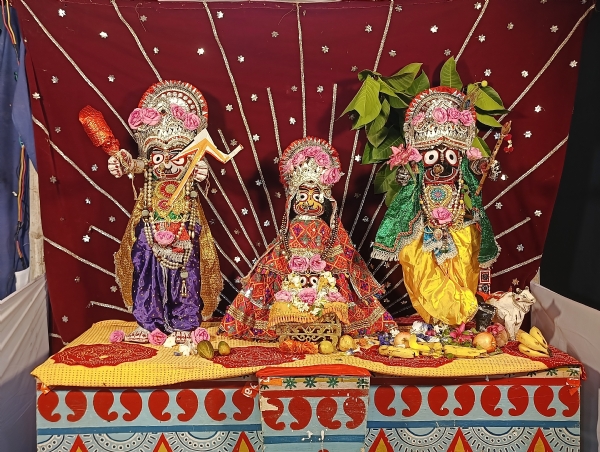 ଶ୍ରୀ ଜଗନ୍ନାଥ ଙ୍କ କୃଷ୍ଣ ଓ ବଳରାମ ବେଶ ଦର୍ଶନ କଲେ ଭକ୍ତ