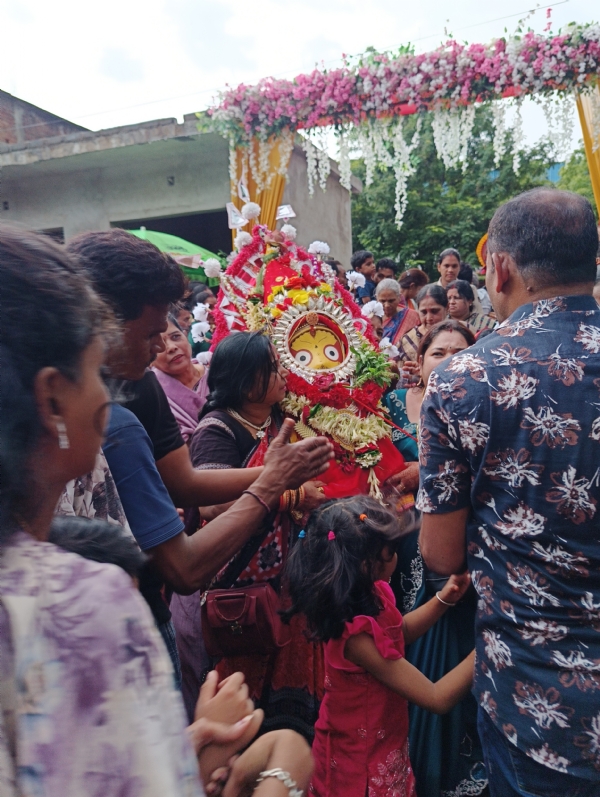ବାହୁଡିଲେ ମହାବାହୁବଲାଂଗିର ରଥ ଗୁଡ଼ିକ ପହଞ୍ଚିଲା ଶ୍ରୀମନ୍ଦିର ରେ ବାହୁଡିଲେ ମହାବାହୁବଲାଂଗିର ରଥ ଗୁଡ଼ିକ ପହଞ୍ଚିଲା ଶ୍ରୀମନ୍ଦିର ରେ