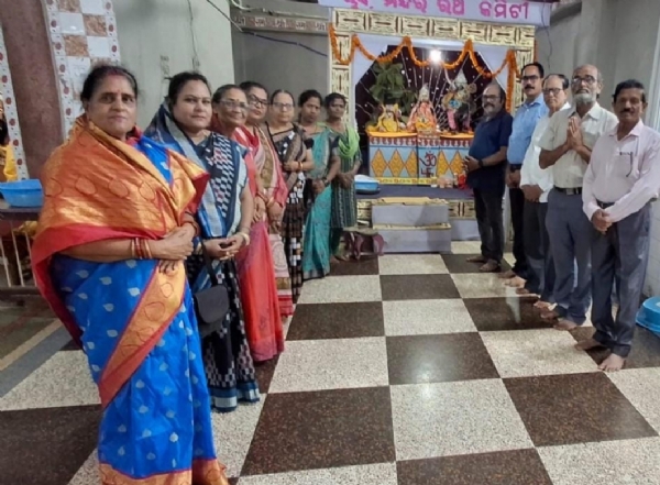 ପ୍ରଭୁ ଶ୍ରୀ ଜଗନ୍ନାଥଙ୍କ ଉଦ୍ଦେଶ୍ୟ ରେ ଏକ ଭଜନ ସନ୍ଧ୍ୟା ଆସର ଅନୁଷ୍ଠିତ ପ୍ରଭୁ ଶ୍ରୀ ଜଗନ୍ନାଥଙ୍କ ଉଦ୍ଦେଶ୍ୟ ରେ ଏକ ଭଜନ ସନ୍ଧ୍ୟା ଆସର ଅନୁଷ୍ଠିତ