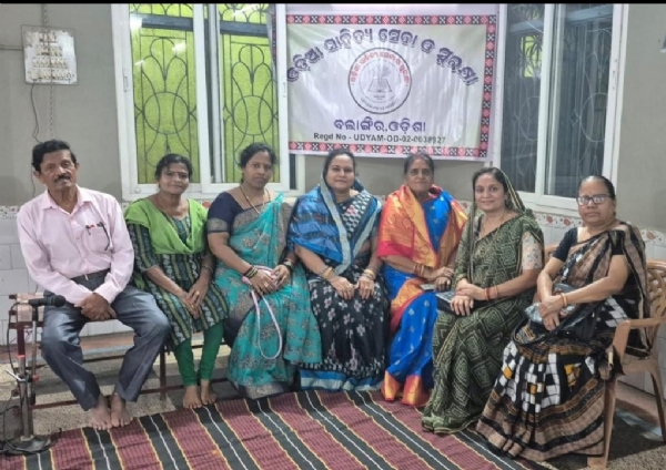ପ୍ରଭୁ ଶ୍ରୀ ଜଗନ୍ନାଥଙ୍କ ଉଦ୍ଦେଶ୍ୟ ରେ ଏକ ଭଜନ ସନ୍ଧ୍ୟା ଆସର ଅନୁଷ୍ଠିତ ପ୍ରଭୁ ଶ୍ରୀ ଜଗନ୍ନାଥଙ୍କ ଉଦ୍ଦେଶ୍ୟ ରେ ଏକ ଭଜନ ସନ୍ଧ୍ୟା ଆସର ଅନୁଷ୍ଠିତ