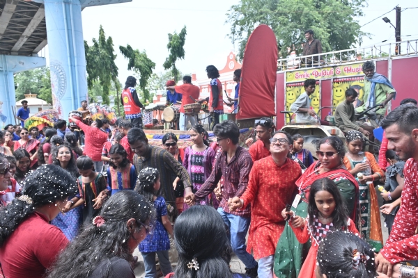 ସମ୍ବଲପୁରୀ ଦିନ ପାଇଁ ସାଂସ୍କୃତିକ ଶୋଭାଯାତ୍ରା ଏବଂ ଚିତ୍ରକଳା ପ୍ରତିଯୋଗୀତା