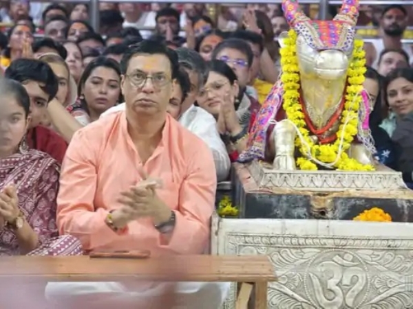 भस्म आरती में शामिल हुए फिल्म निर्माता मधुर भंडारकर