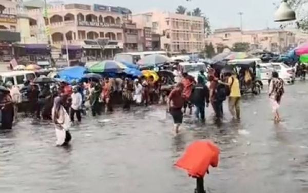 ପ୍ରଶାସନର ସବୁ ବ୍ଯବସ୍ଥା ଫେଲ ବଡଦାଣ୍ଡ ପାଲଟିଲା ମାଳିନୀ ନଦୀ