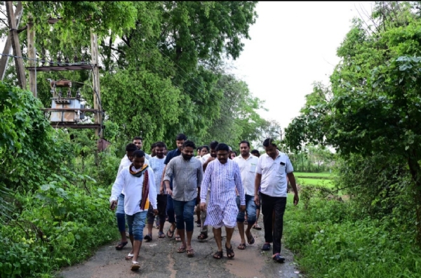 ସ୍ୱାସ୍ଥ୍ୟ ଓ ପରିବାର କଲ୍ୟାଣ, ସଂସଦୀୟ ବ୍ୟାପାର ଏବଂ ଇଲେକ୍ଟ୍ରୋନିକ୍ସ ଓ ଆଇଟି ମନ୍ତ୍ରୀ ଙ୍କ ଜଳ ବନ୍ଦୀ ଅଂଚଳ ପରିଦର୍ଶନ ସ୍ୱାସ୍ଥ୍ୟ ଓ ପରିବାର କଲ୍ୟାଣ, ସଂସଦୀୟ ବ୍ୟାପାର ଏବଂ ଇଲେକ୍ଟ୍ରୋନିକ୍ସ ଓ ଆଇଟି ମନ୍ତ୍ରୀ ଙ୍କ ଜଳ ବନ୍ଦୀ ଅଂଚଳ ପରିଦର୍ଶନ
